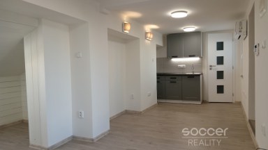 Pronájem krásného bytu 1+kk/T, 20 m2, Slaný, Soukenická