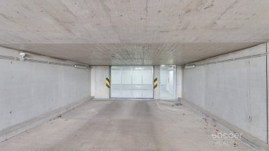 Prodej bytu 4+kk/sklep/garážové stání/balkon, 106 m2, ul. Nepomuckých, Praha 9 - Letňany.
