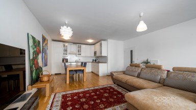 Prodej bytu 4+kk/sklep/garážové stání/balkon, 106 m2, ul. Nepomuckých, Praha 9 - Letňany.