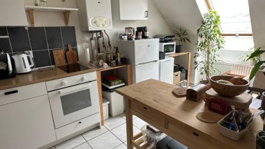 Pronájem bytu 4+1, 85 m2, cihla, Praha 8 - Libeň.