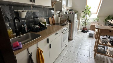 Pronájem bytu 4+1, 85 m2, cihla, Praha 8 - Libeň.