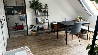 Pronájem bytu 4+1, 85 m2, cihla, Praha 8 - Libeň.