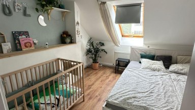 Pronájem bytu 4+1, 85 m2, cihla, Praha 8 - Libeň.