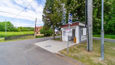 Prodej stavebního pozemku 800 m2, obec Oparno, okres Litoměřice.