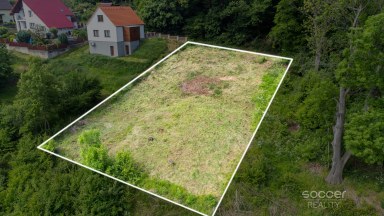 Prodej stavebního pozemku 800 m2, obec Oparno, okres Litoměřice.