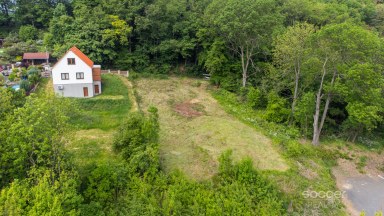 Prodej stavebního pozemku 800 m2, obec Oparno, okres Litoměřice.