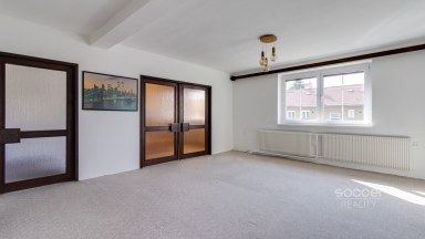 Pronájem rodinného domu, 5+2/G, T, Z, 180m2, ul. 5. května, Smečno.