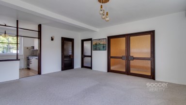 Pronájem rodinného domu, 5+2/G, T, Z, 180m2, ul. 5. května, Smečno.
