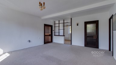 Pronájem rodinného domu, 5+2/G, T, Z, 180m2, ul. 5. května, Smečno.