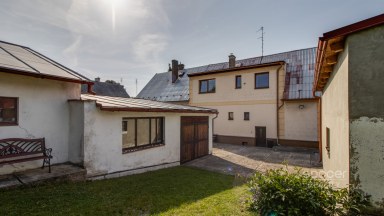 Pronájem rodinného domu, 5+2/G, T, Z, 180m2, ul. 5. května, Smečno.