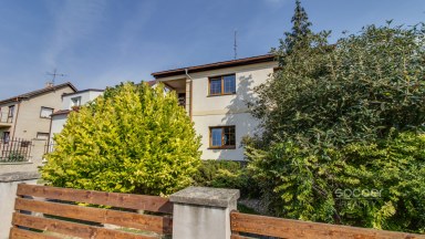 Pronájem rodinného domu, 5+2/G, T, Z, 180m2, ul. 5. května, Smečno.