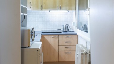 Pronájem krásného bytu 1+kk/L/S, 32 m2, Praha 4 - Krč, Milevská