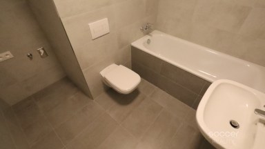 Pronájem bytu 2+kk/B, 46 m2 + 5 m2 balkon, ulice Breitfeldova, Praha 8 – Karlín.