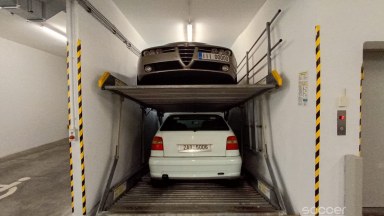 Prodej garážového stání v ulici Přeštická, Praha - Hostivař. 