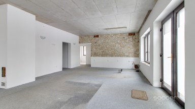 K pronájmu kanceláře 90 m² – Praha, Mezihoří, Horní Počernice