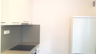 Pronájem bytu 2 + kk, 40 m2, v Praze 5 -  Košíře, ulice Karenova.