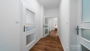 Nadstandardní velmi krásný byt ve vile se zahradou.