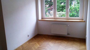 Pronájem bytu 2+kk/B v Praze 5 - Košíře, ulice Nad Zámečkem.