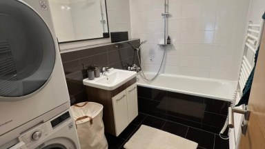 Pronájem bytu 2+kk/B/G, 58 m2, ulice Sousedíkova, Praha 9 - Vysočany. 