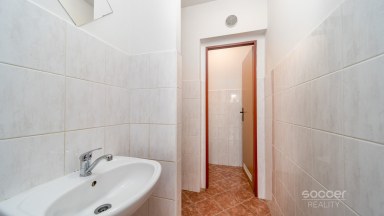 Kanceláře  (23 m² – 123 m²) – Jesenice u Prahy