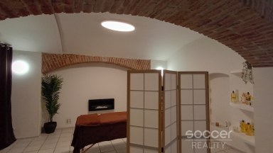 Pronájem bytu 2+kk/T, 60 m2, ul. Jirečkova, Praha 7 - Holešovice.