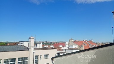 Pronájem bytu 2+kk/M, 40 m2, ul. Jirečkova, Praha 7 - Holešovice.