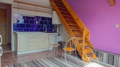 Pronájem bytu 2+kk/M, 40 m2, ul. Jirečkova, Praha 7 - Holešovice.