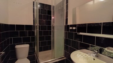 Pronájem bytu 2+kk/M, 40 m2, ul. Jirečkova, Praha 7 - Holešovice.