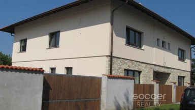 Pronájem nebytového prostoru - bytu,  20 m2, Praha 9 - Horní Počernice.