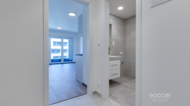 Pronájem bytu 1+kk/L/G, 32 m2, ul. Poděbradská, Praha 9 - Hloubětín.