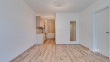 Pronájem bytu 2+kk s terasou a předzahrádkou v rezidenci Tesla Hloubětín. 