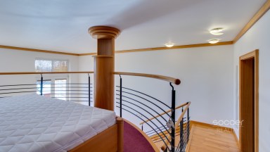 Pronájem atypického loftu 51,5 m2 s terasou na adrese Na Pokraji, Praha 9 - Prosek.