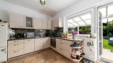 Pronájem rodinného domu, 5+kk/G/T/Z/S,B, 180m2, Čerčany, ul. Mánesova.