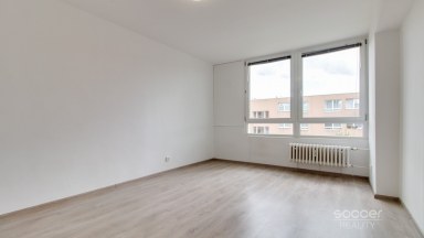Pronájem velmi pěkného bytu 1+1/sklep, 34 m2, ul. Josefa Mánesa, Nymburk. 