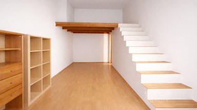 Pronájem bytu 2+kk, 40 m2, Praha 5 - Smíchov, ul. Grafická.