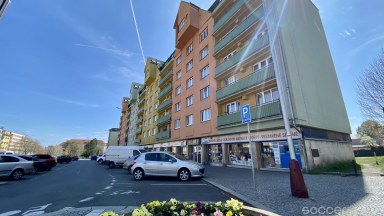 Velmi hezký byt po rekonstrukci ve vyhledávané lokalitě.