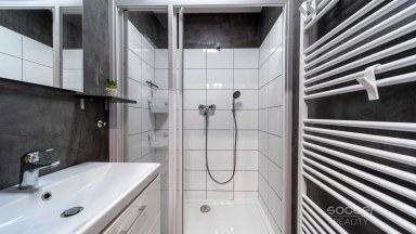 Prodej hezkého bytu 2kk, 42,97 m² se sklepní kójí, ul. Pavlišovská, Praha 20 – Horní Počernice