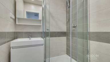 Pronájem bytu 4+kk/L/komora, 65 m² + lodžie 7 m², Praha 4 – Krč, Horáčkova ulice.
