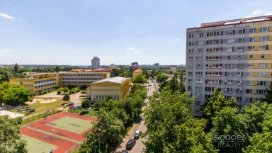 Pronájem bytu 4+kk/L/komora, 65 m² + lodžie 7 m², Praha 4 – Krč, Horáčkova ulice.