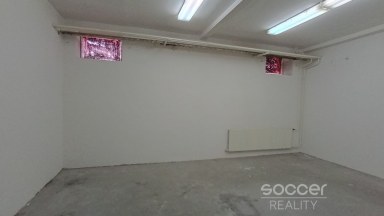 Pronájem skladu, 31 m2, Praha 10 - Dolní Měcholupy, ul. Ke Kablu.