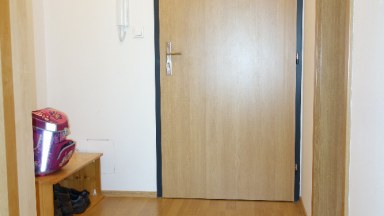 Pronájem bytu 1+kk/B/PS, 39 m2, ul. Žitná, Hostivice.