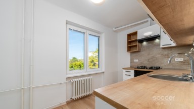Pronájem bytu 2+1/B/S, 53 m2, Praha 3 - Žižkov, ul. Pod Lipami.
