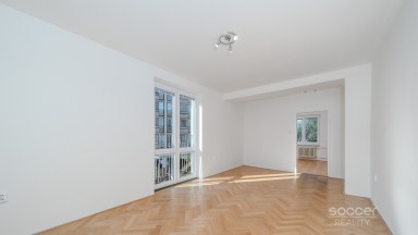 Pronájem bytu 2+1/B/S, 53 m2, Praha 3 - Žižkov, ul. Pod Lipami.