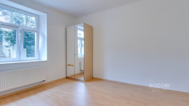 Pronájem bytu 2+kk/S, 39 m2, ulice Horní, Praha 4 - Nusle. 