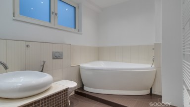 Pronájem bytu 3+1 + hala + šatna + 2x koupelna (celkem 97 m²) na Václavském náměstí
