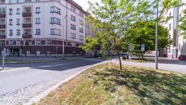 Pronájem bytu 1+kk + terasa (celkem 81,53 m2), Praha 7 - Holešovice, ulice U Uranie