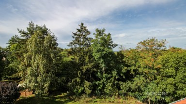Pronájem bytu 2+1, cca 70 m² s terasou – Praha 9, Habartická.