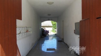 Pronájem pěkného bytu 2+kk+terasa, 67 m2 v centru Neveklova, okres Benešov.