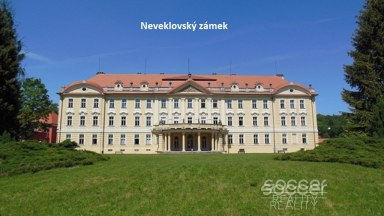 Pronájem pěkného bytu 2+kk+terasa, 67 m2 v centru Neveklova, okres Benešov.