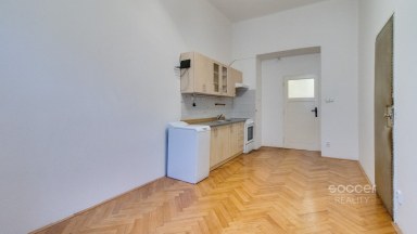 Pronájem bytu 2+kk, 42,7 m2, ulice Široká, Praha 1 - Staré Město.